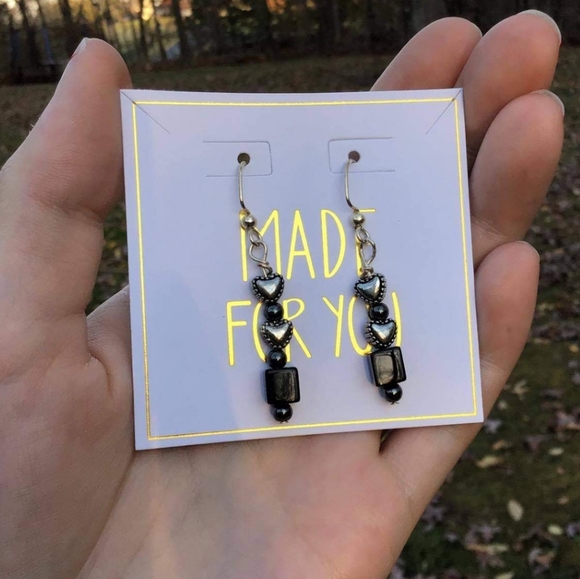 Earrings - Picture 9 of 14